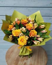 Букет цветов из:  Альстромерии и Розы в Смоленской