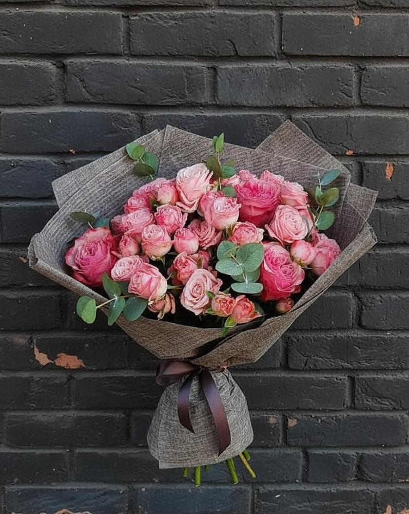 Букет цветов из: Розы в Смоленской