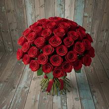 Букет 55 Красных роз Фридом #REPLACE_PRED# Смоленской