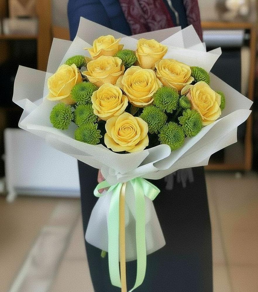 Букет цветов из: Хризантемы и Розы в Смоленской