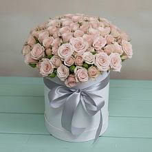 Цветочная композиция из Розы в шляпной коробке в Смоленской