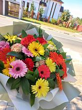 Букет цветов из:  Герберы #REPLACE_PRED# Смоленской