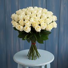 Букет 51 Белая роза Эдлесс Лав в Смоленской