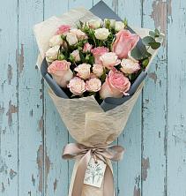 Букет цветов из:  Розы в Смоленской