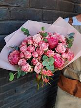 Букет цветов из:  Розы в Смоленской