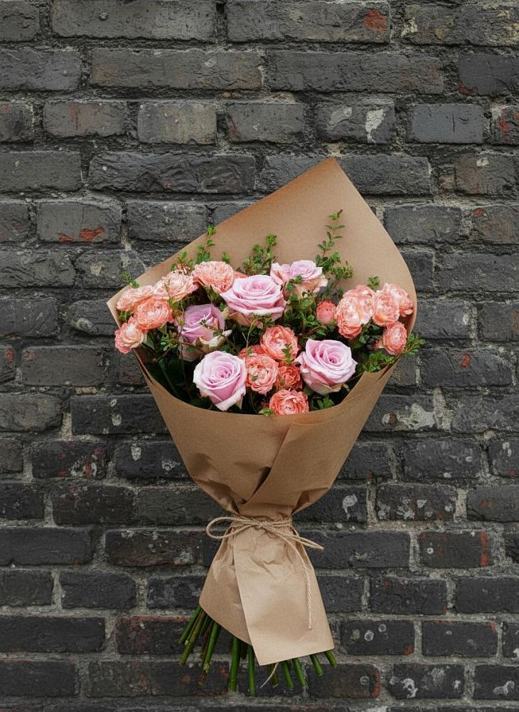 Букет цветов из: Розы в Смоленской