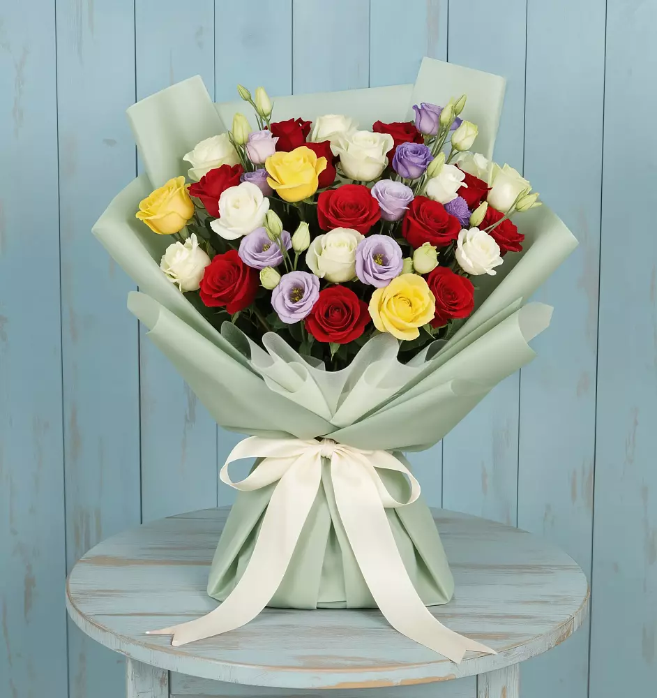 Букет цветов из: Розы в Смоленской