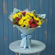 Букет цветов из:  Альстромерии и Хризантемы #REPLACE_PRED# Смоленской