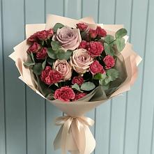 Букет цветов из:  Гвоздики и Розы #REPLACE_PRED# Смоленской