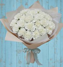 Букет цветов из:  Гвоздики в Смоленской