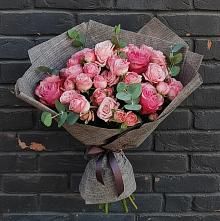 Букет цветов из:  Розы в Смоленской